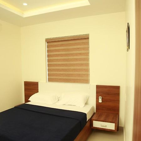 Dreams Residency Manjeri Kültér fotó