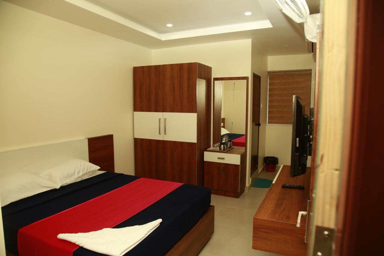 Dreams Residency Manjeri Kültér fotó