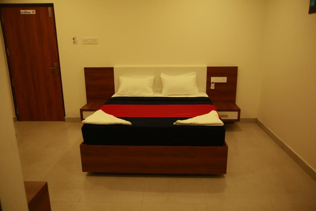 Dreams Residency Manjeri Kültér fotó
